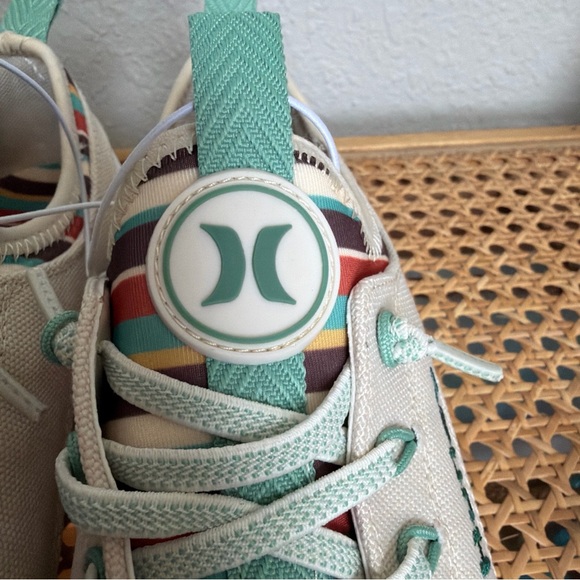 Hurley “Castaic” Women’s Colorful & Functional Casual Fashion Sneaker Beige 6.5 - Picture 5 of 8